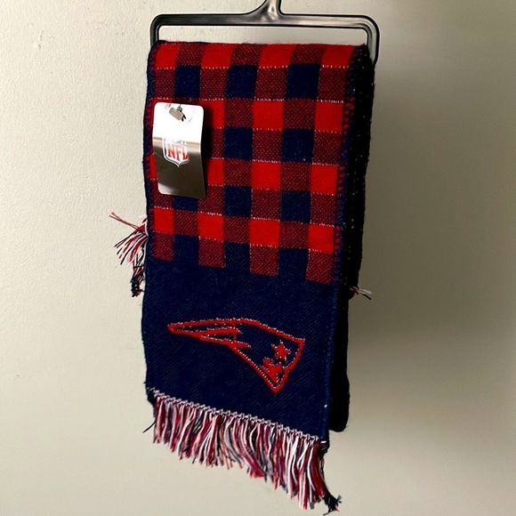 NFL Accessories - 6/$25✨ NFL Patriots Scarf, Red-Blue Plaid, NWT